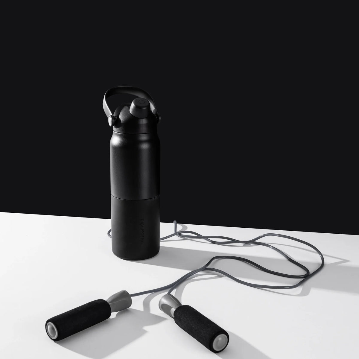 The Aussiue  Pal Insulated Bottle 1L