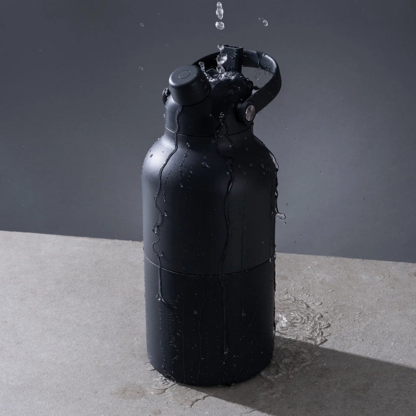 Insulated Bottle 2L